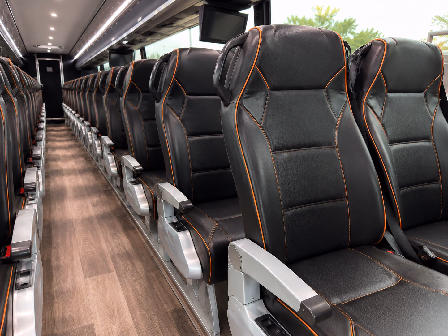 castle rock sip savor shuttle buses at philip s miller park