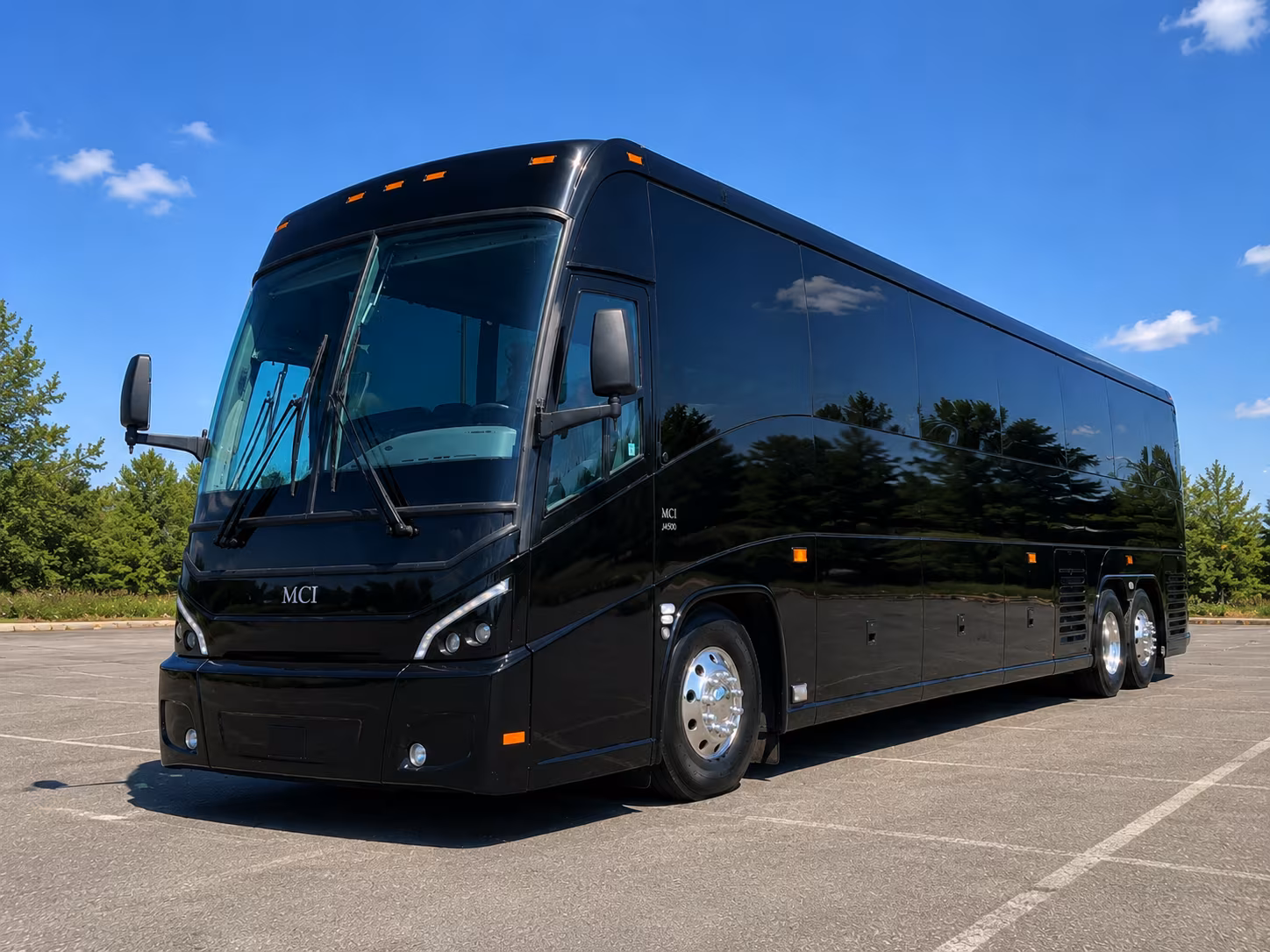 charter buses to cheyenne mountain zoo and colorado springs destinations