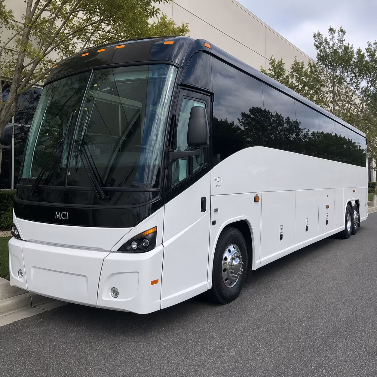 daily i 25 commuter shuttles from castle rock to denver and the tech center