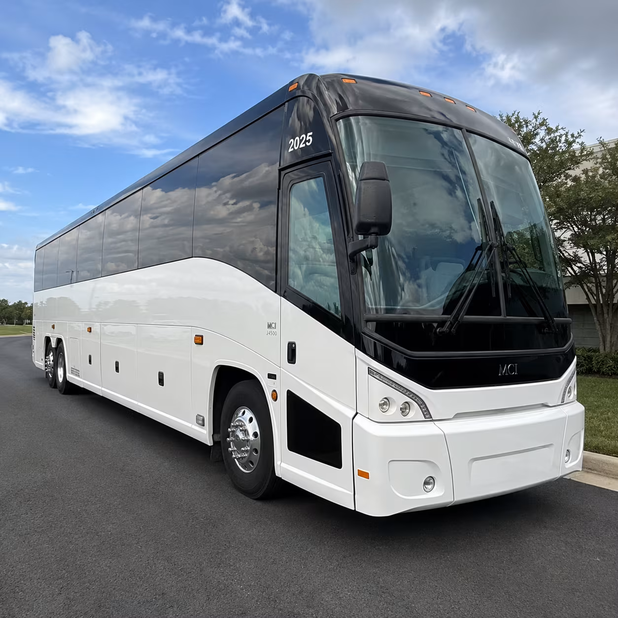 from castle rock to den airport transfers that keep your executive team on schedule